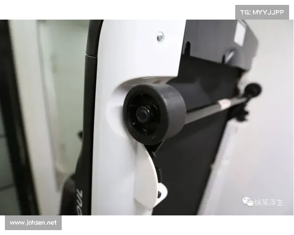 从职业发展与球队需求角度多维度解析罗本选择加盟皇马的深层原因